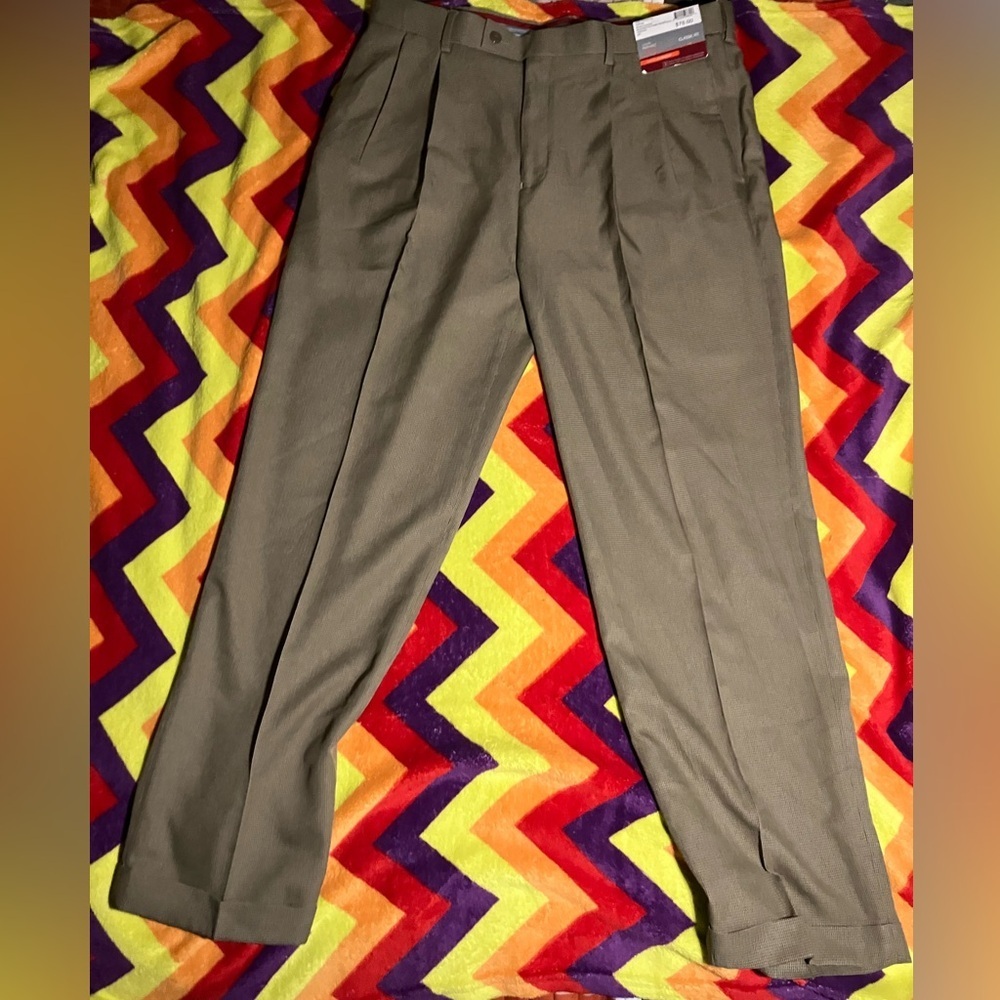 Louis Raphael ROSSO Men's Super 150
Column Weave Pleated Pant Stone Sz
36x30 NWT